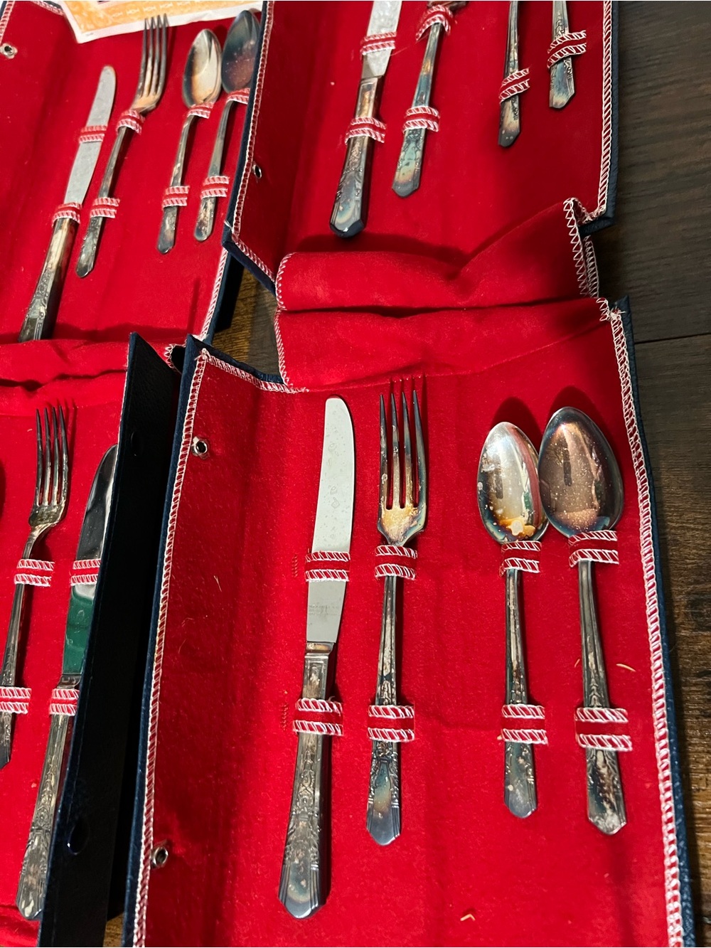 Oneida/Simeon L. & George H. Rogers Silver-Plated Flatware — Silver Finish - Picture 4 of 9